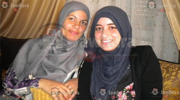 صيادة : أم وابنتها تحصلان على شهادة الباكلوريا في نفس السنة