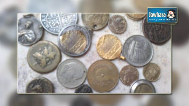 الرقاب : حجز تمثال وقطع نقدية قديمة
