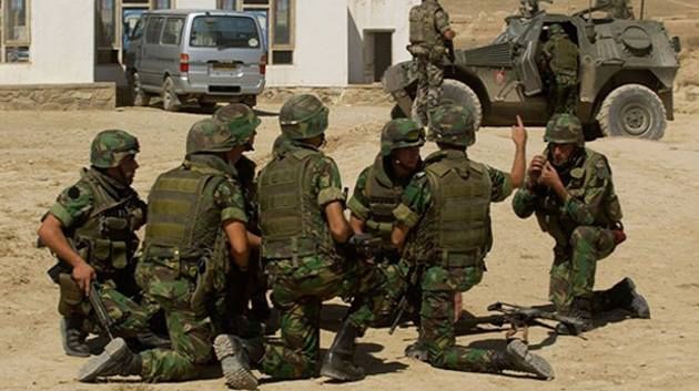 قفصة : تبادل لإطلاق النار بين الجيش ومسلحين هاجموا ثكنة عسكرية