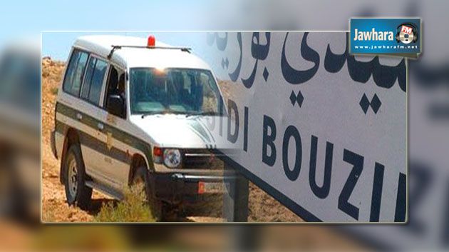 سيدي بوزيد : ايقاف شاحنة محملة ببضائع مهربة من الجزائر