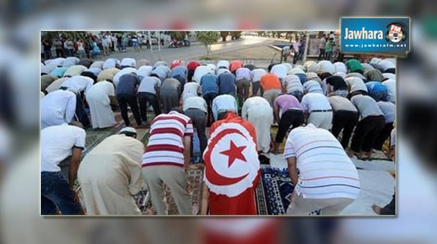 النقابة الوطنية للإطارات الدينية تدعو إلى منع الصلاة خارج المساجد في العيد