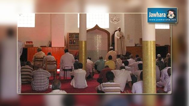 وزارة الشؤون الدينية تعيد فتح عدد من المساجد التي تم اغلاقها مؤخرا