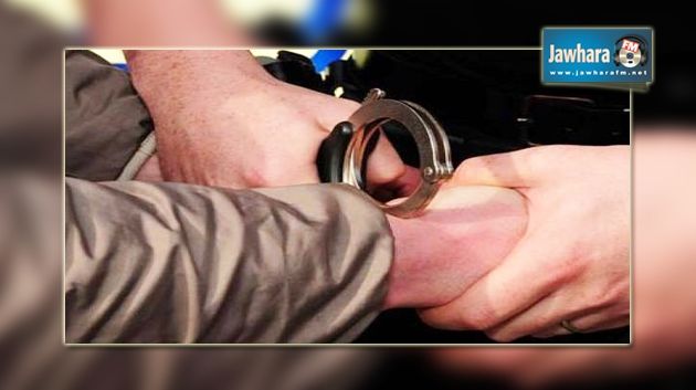 المنستير : ايقاف 8 عناصر اجرامية وحجز أسلحة بيضاء وبنادق صيد