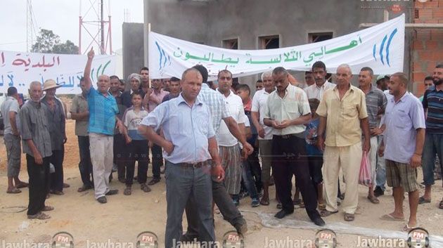  وقفة إحتجاجية للمطالبة بإحداث بلدية بمنطقة التلالسة من ولاية المهدية