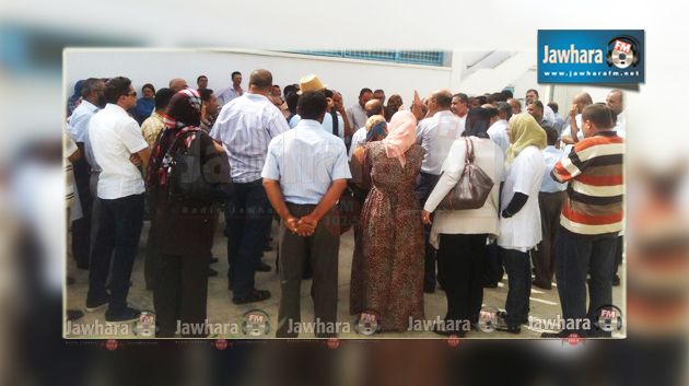 القيروان : الإطارت التربوية تهدّد بالدخول في إضراب
