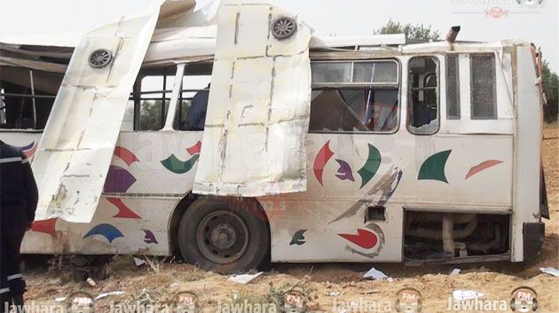 المهدية : صور انقلاب حافلة نقل تلاميذ بشربان