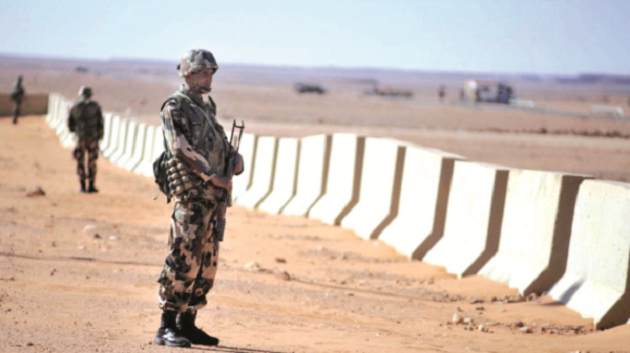 الجزائر تسحب رجال الشرطة من المعابر الحدودية مع ليبيا