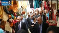 وزيرة التجارة نجلاء حروش تؤدي زيارة الى اسواق مدينة سوسة