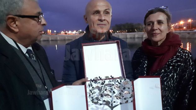 السفير الفرنسي يزور مقام 'سيدي الصحبي' في القيروان