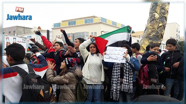 مسيرات في سيدي بوزيد وقفصة ضدّ قرار ترامب (صور)