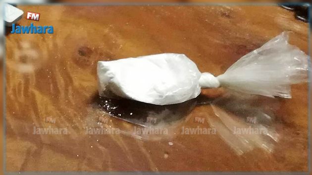 الإطاحة بشبكة لترويج المخدرات تتزعمها امرأة