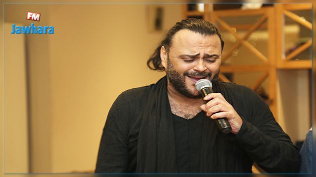 أكرم ماڨ يكشف عن كواليس كليبه الجديد