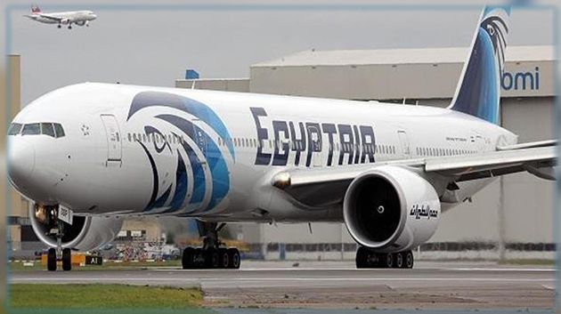 حريق في طائرة مصرية