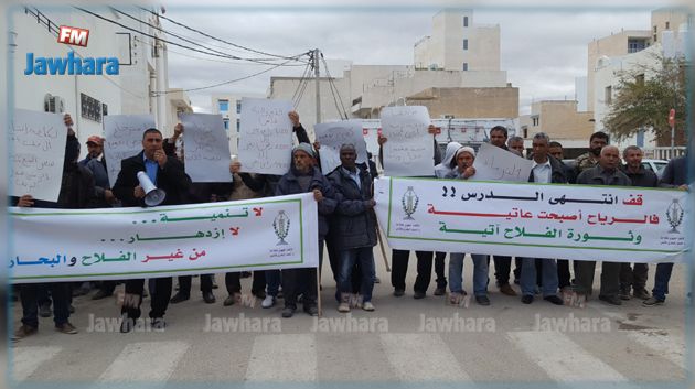 قابس : وقفة احتجاجية لمربي الأبقار 