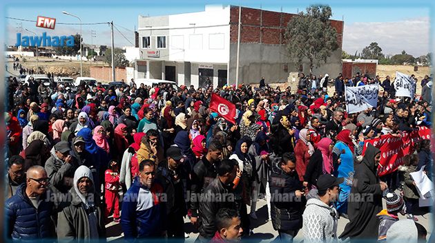 المظيلة : مسيرة سلمية للمطالبة بالتنمية والتشغيل (صور)