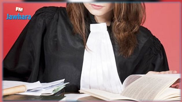 المنستير : إيقاف امرأة من أجل انتحال صفة محامي