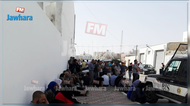 غرق مركب قرقنة : لجنة مجابهة الكوارث تتدخل وتتخذ عدة اجراءات