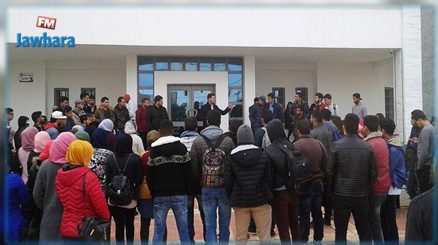 حسين بوجرة  : شبح السنة البيضاء يخيم على الجامعة والوزارة هي المسؤولة