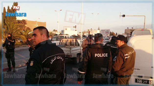 على امتداد الشريط الحدودي مع ليبيا : تونس ترفع درجة تأهبها أمنيا