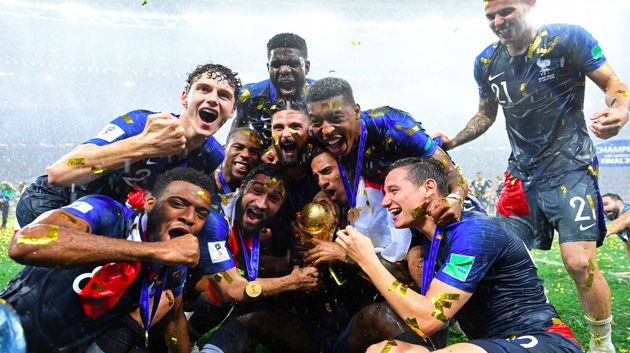 تتويج الديوك الفرنسية بكأس العالم للمرة الثانية في تاريخها