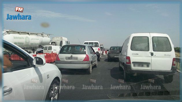 الطريق السيارة تونس- سوسة : انقلاب شاحنة يتسبب في تعطل الحركة