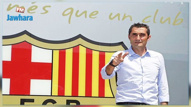 مدرب برشلونة ينتقد سياسة الإنتدابات في النادي