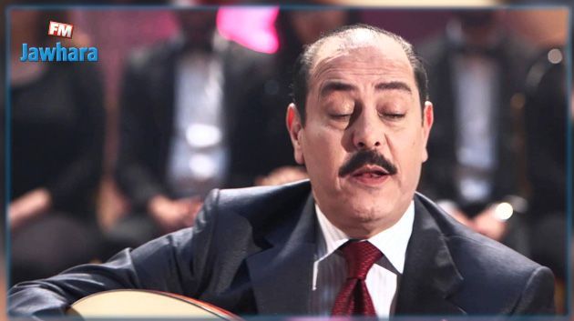 لطفي بوشناق يغني ضد