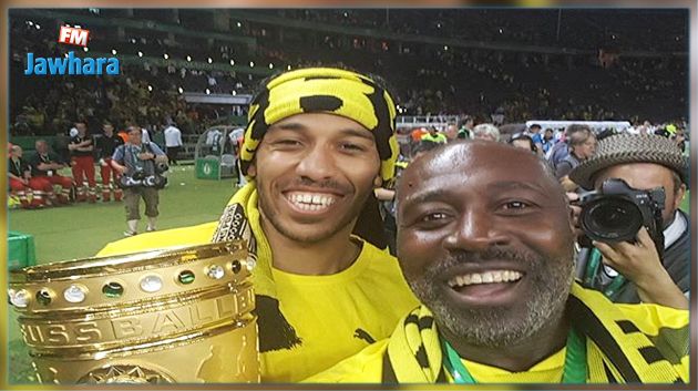 أوباميانغ يهاجم الجامعة الغابونية بعد تعيين أبيه مدربا للمنتخب