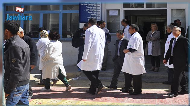 القيروان : وقفة إحتجاجية بمستشفى الأغالبة بسبب نقص أطباء الإختصاص