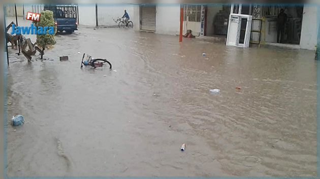 إجلاء عائلتين في منزل بورقيبة