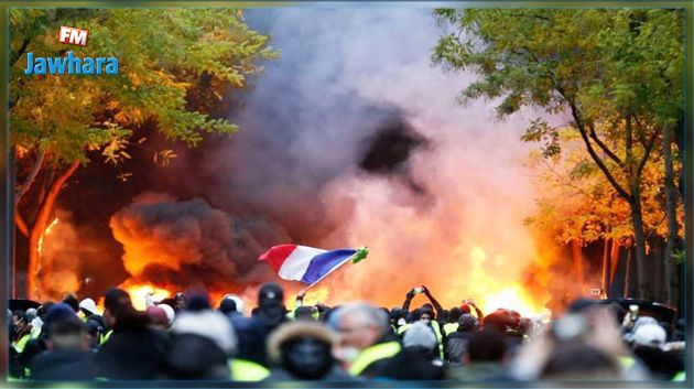 فرنسا : احتدام المواجهات بين السترات الصفراء والشرطة (فيديو)