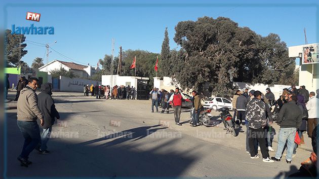 أعوان شركة فسفاط قفصة إقليم المظيلة و شركة نقل المواد المنجمية في إضراب 