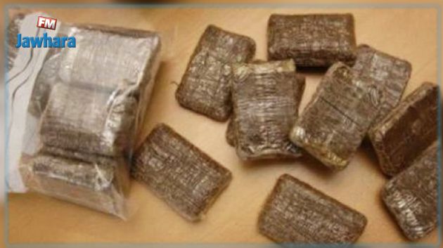بينهم فتاة : ايقاف 4 أشخاص وحجز كمية من