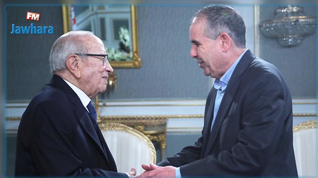 لقاء بين الباجي قايد السبسي ونور الدين الطبوبي