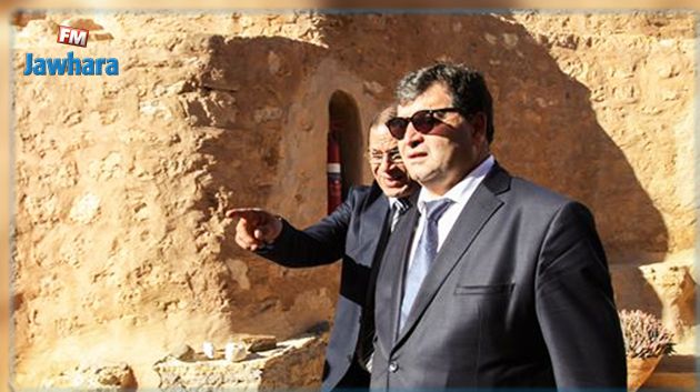 وزير السياحة : السفير الفرنسي وعدني بإلغاء المناطق