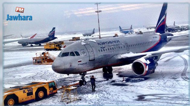 بسبب الثلوج : إلغاء وتأجيل أكثر من 80 رحلة طيران في مطارات موسكو