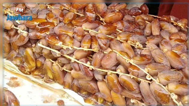 أريانة : حجز 32 طنا من التمور