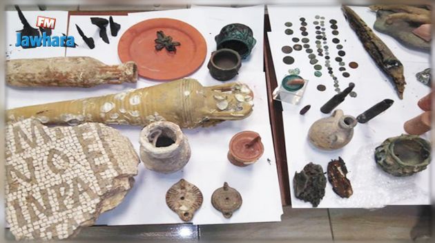 حجز قطع أثرية في جربة