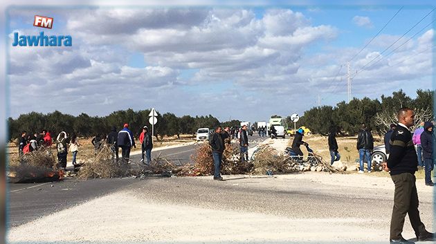 الشابة : فتح الطريق الرابطة بين صفاقس والمهدية بعد غلقه أمس