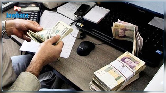 البنك المركزي الإيراني يقترح حلاّ لمشكلة تهاوي العملة 