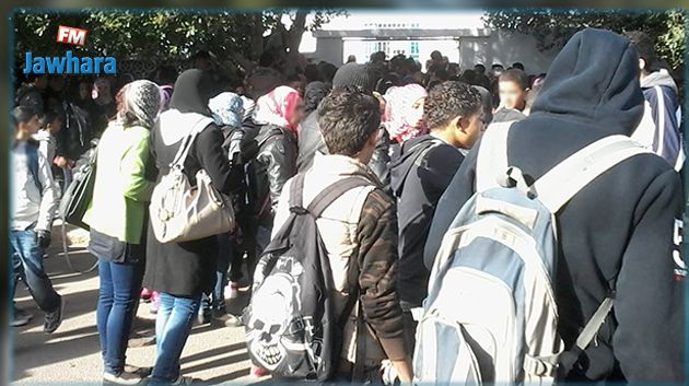 القيروان : مسيرة تلمذية تنديدا بمقاطعة الامتحانات