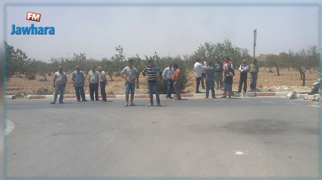 المهدية : غلق طريق‎