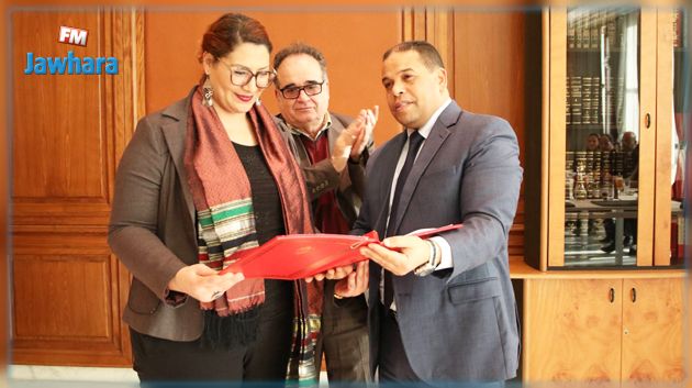 وزارة أملاك الدولة تمكن جمعية النساء الديمقراطيات من مقر بالعاصمة 
