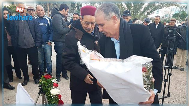 تجمع أمام منزل الشهيد شكري بلعيد في الذكرى السادسة لاغتياله