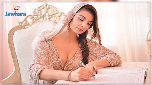 ألفة بن رمضان تدخل القفص الذهبي (صور)