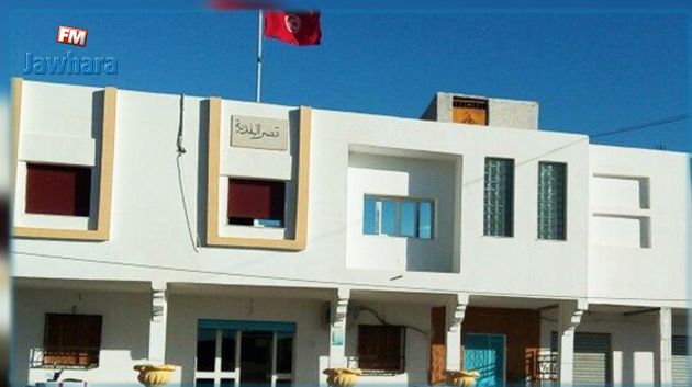 استقالة 11 مستشارا بلديا في سيدي بوزيد