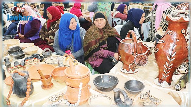 نساء سجنان يقدمن منتوجاتهن اليدوية في معرض بمدينة الثقافة
