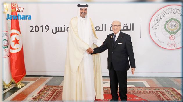 أمير قطر يغادر تونس