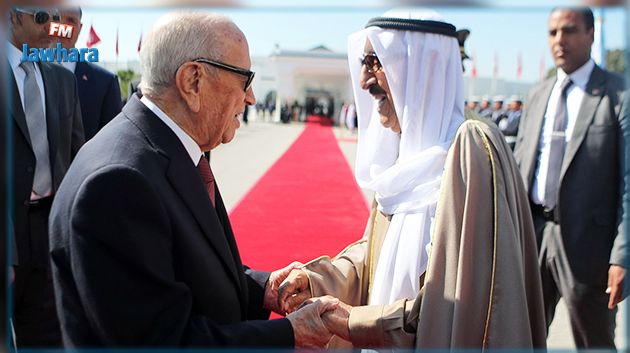 شارك في القمة العربية : أمير الكويت يغادر تونس اليوم