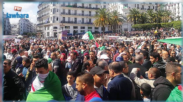 احتجاجات في الجزائر للمطالبة برحيل الرئيس المؤقت